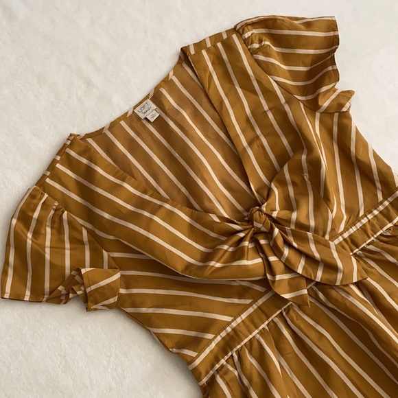 Loft Beach | V-Neck Striped Keyhole Tie Front Short Sleeve Peplum Top Bronze XXS - Picture 3 of 16